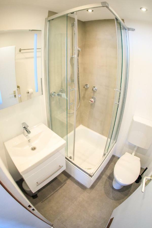 Modern Apartment In City Center Würzburg Eksteriør bilde
